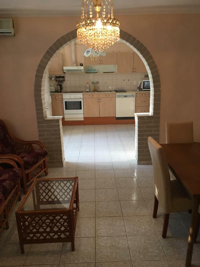 Stella Apartman Ντέμπρετσεν Εξωτερικό φωτογραφία